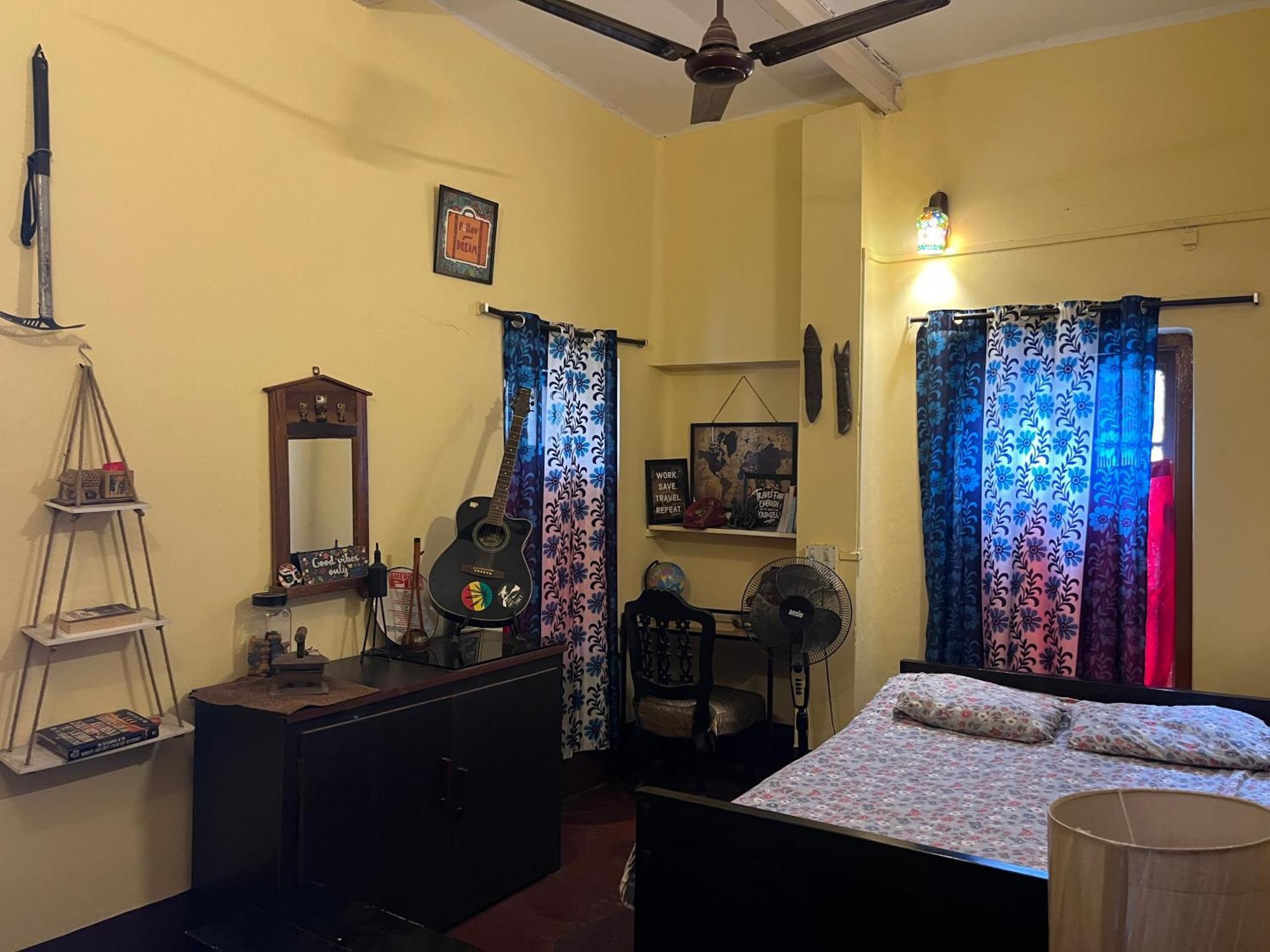 Calcutta Backpackers Homestay -Only For Backpackers & Travellers Екстер'єр фото